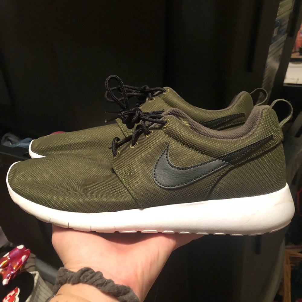 Nike Rosches